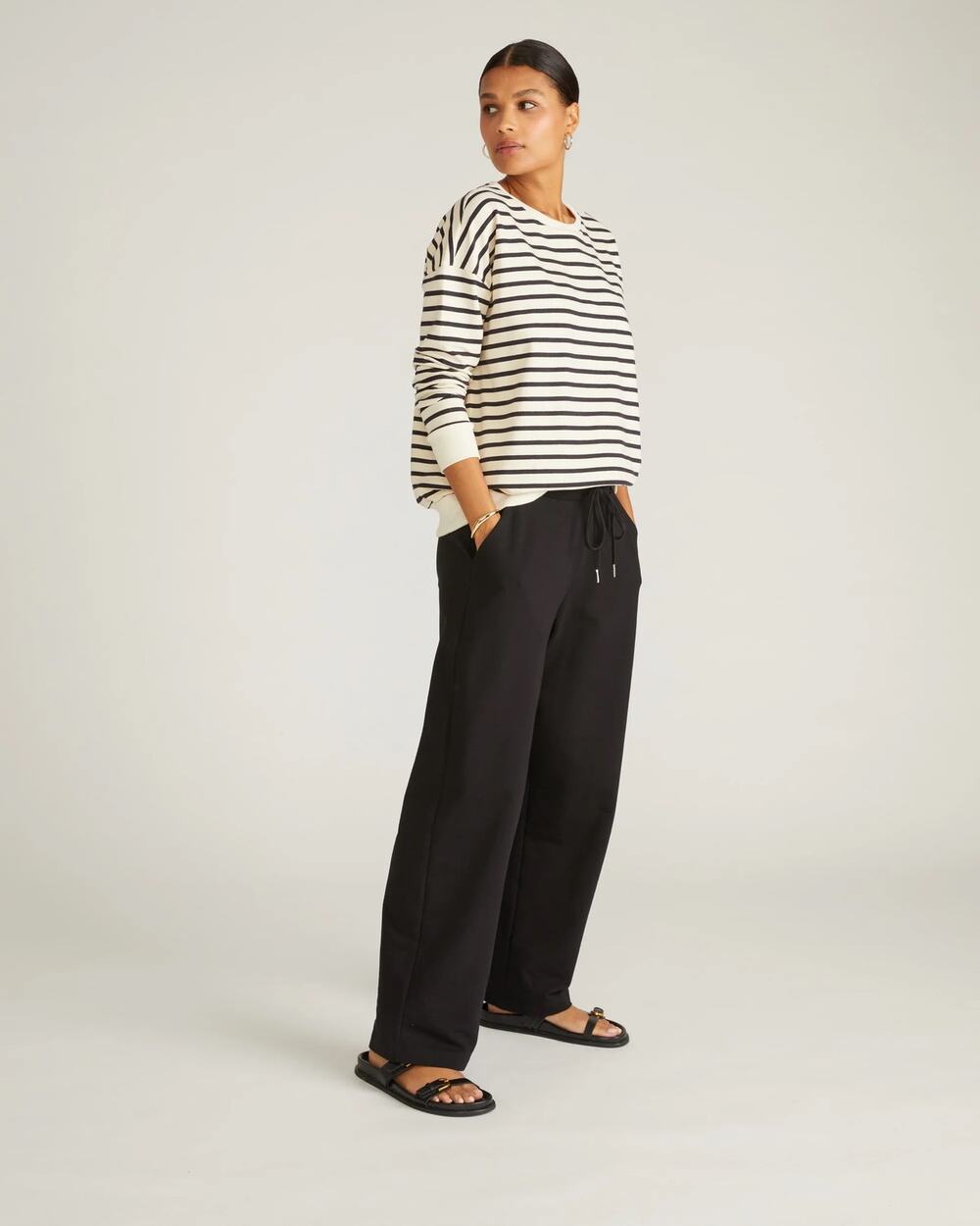 Universal Standard Black Straight Leg French Terry Sweatpants Size 3XS (2-4)